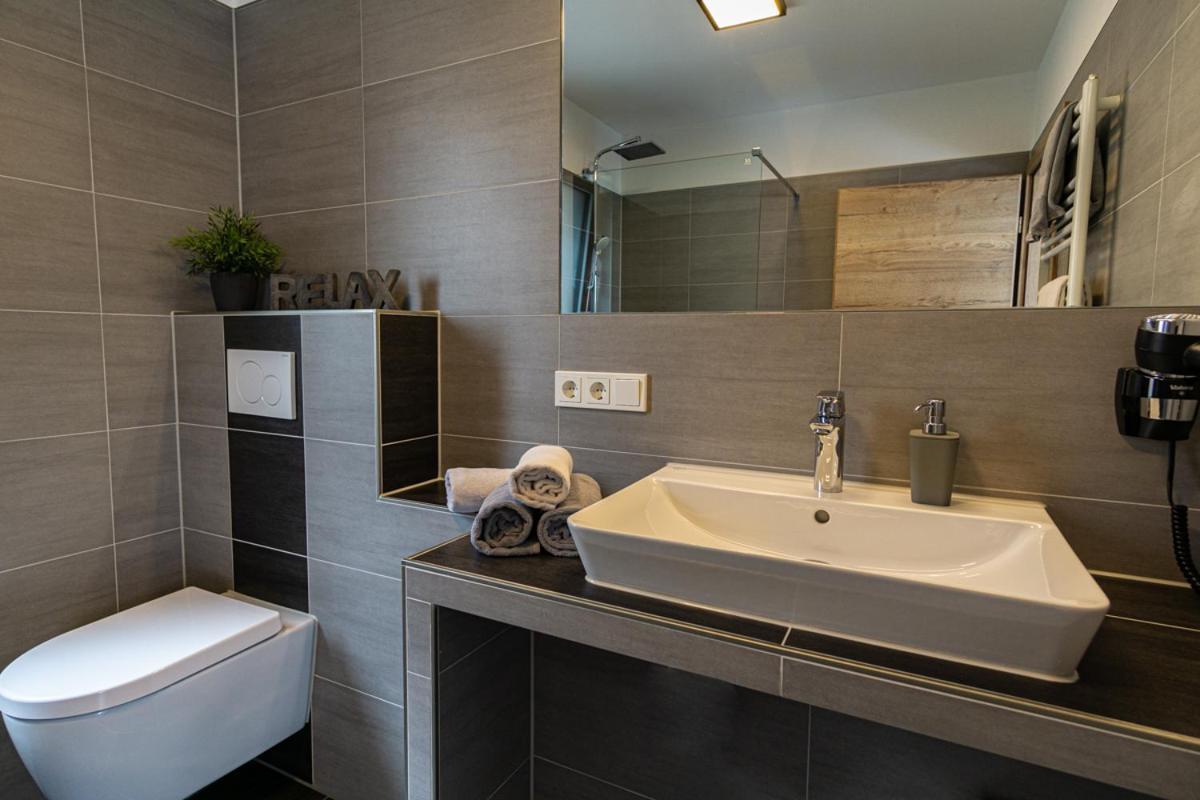 Ferienwohnung Dorfbrunnen Merzig Exterior foto
